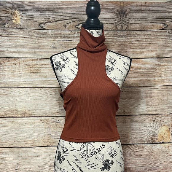 SHEIN X PRIVY2 Ways Ribbed Knit Cop Top‎ - Picture 4 of 8